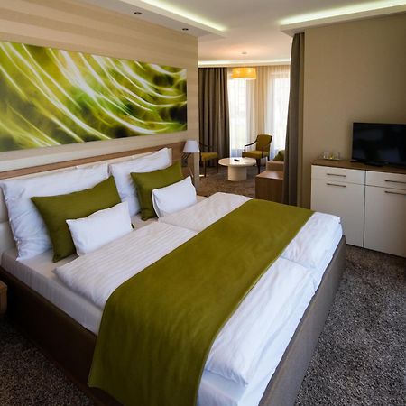 Bh Kristaly Otel Debrecen Dış mekan fotoğraf